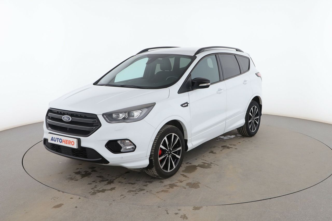 Fiesta 2015 con direccion asistida  de segunda mano - ford kuga 2019 /