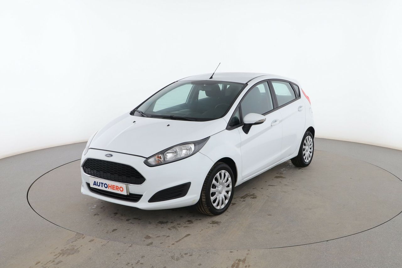 Ford transit caja 2022  de segunda mano - ford fiesta 2017 /
