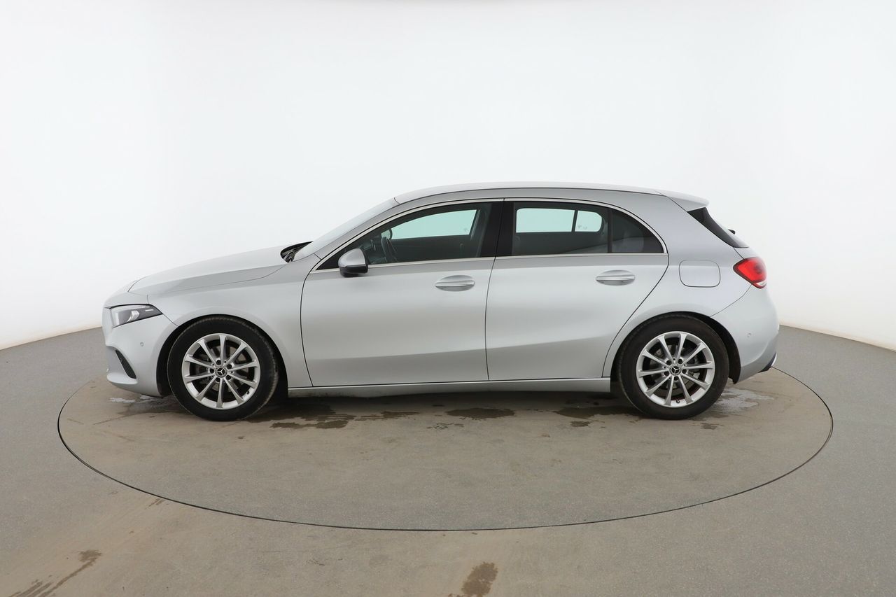 mercedes clase a 2018 / foto grande (3)