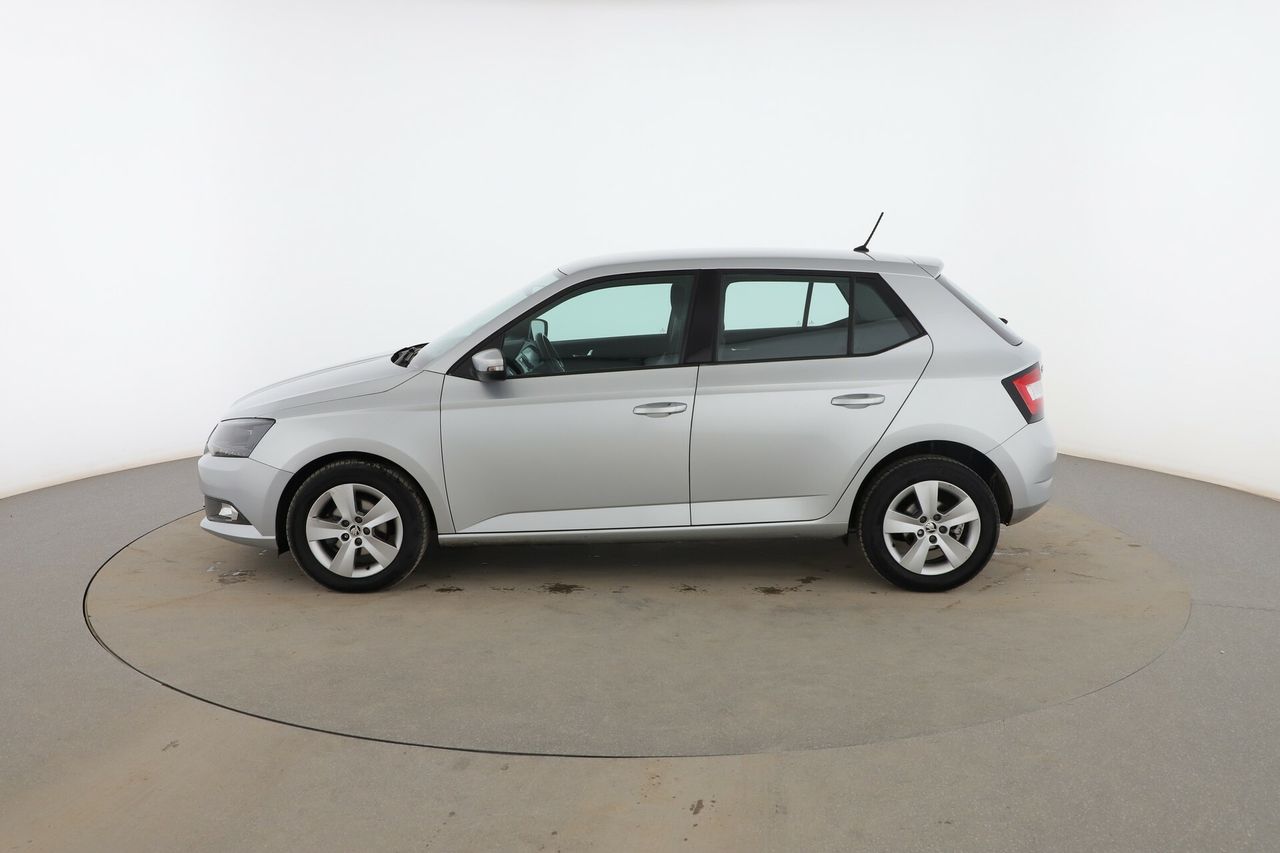 skoda fabia 2016 / foto grande (3)