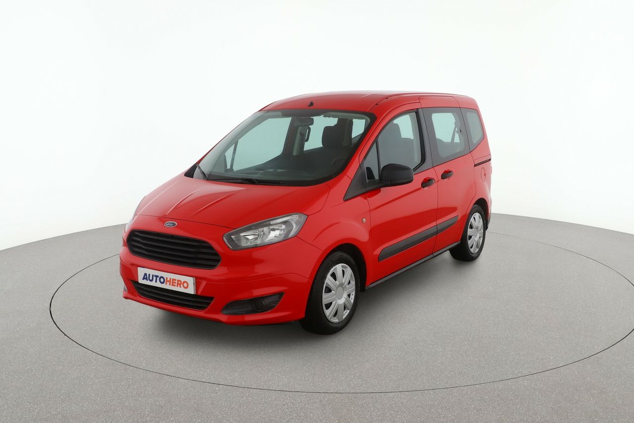 Ford transit caja 2022  de segunda mano - ford tourneo courier 2017 /