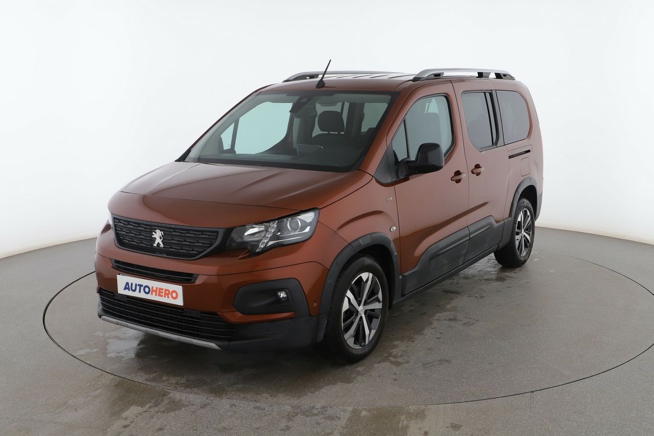 Opel mokka camara trasera  de segunda mano - peugeot rifter 2021 /