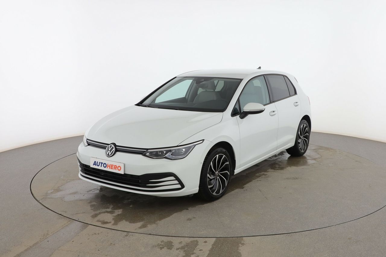 Foto volkswagen golf 2022 /