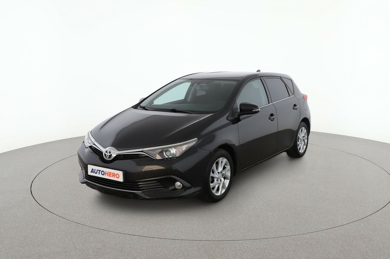 Foto toyota auris 2016 /
