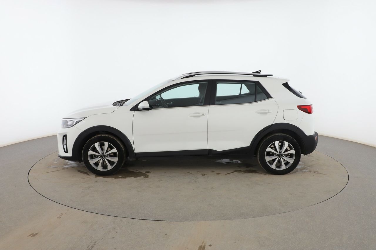 kia stonic 2023 / foto grande (3)