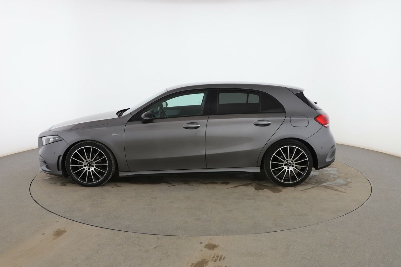 mercedes clase a 2021 / foto grande (3)