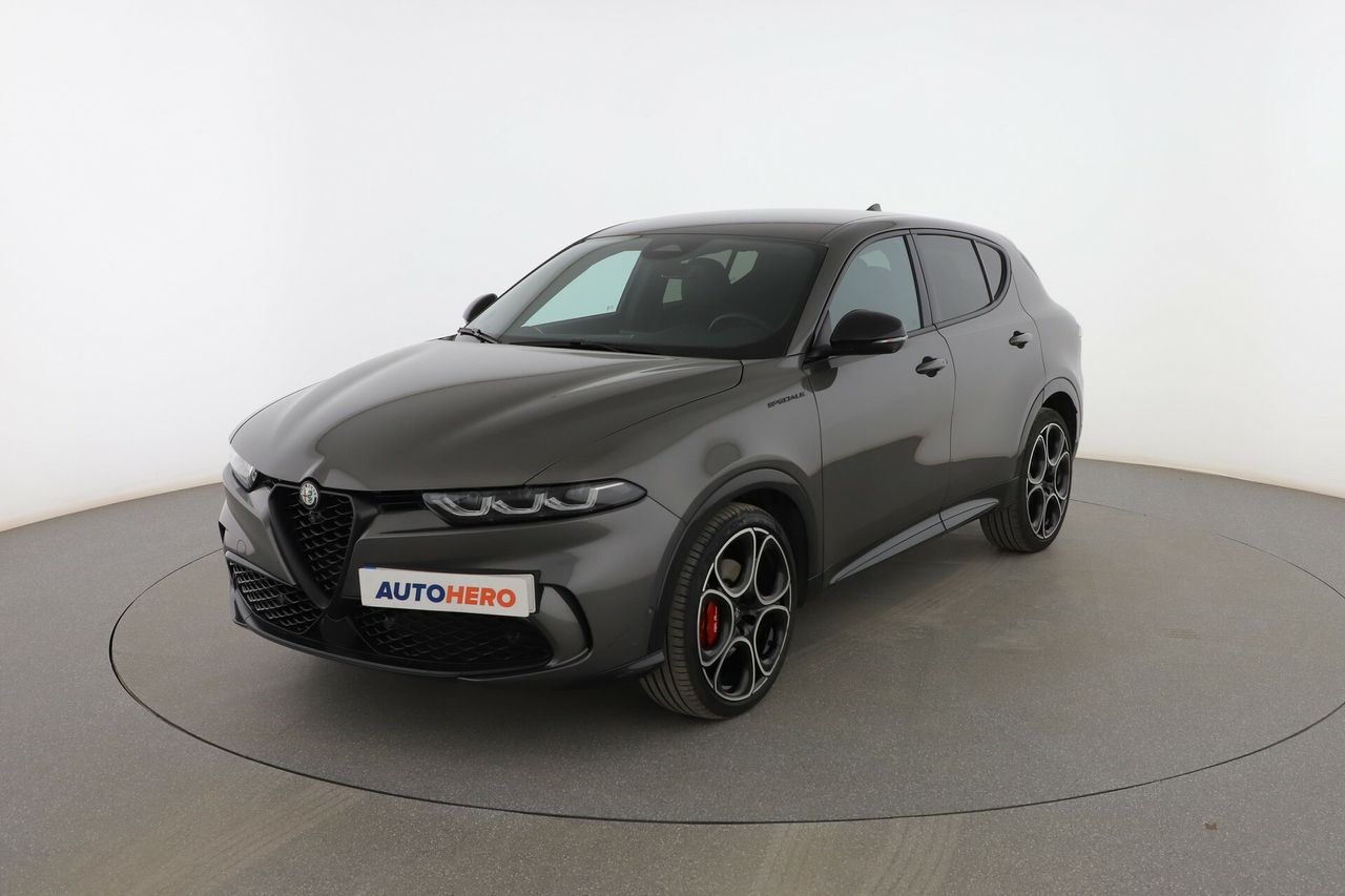 Foto alfa romeo tonale 2023 /