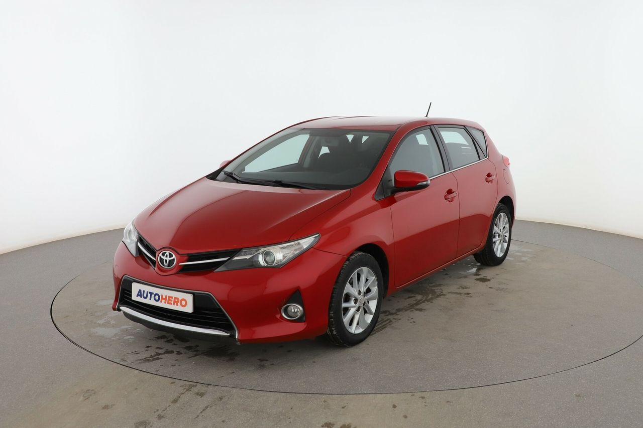 Foto toyota auris 2015 /