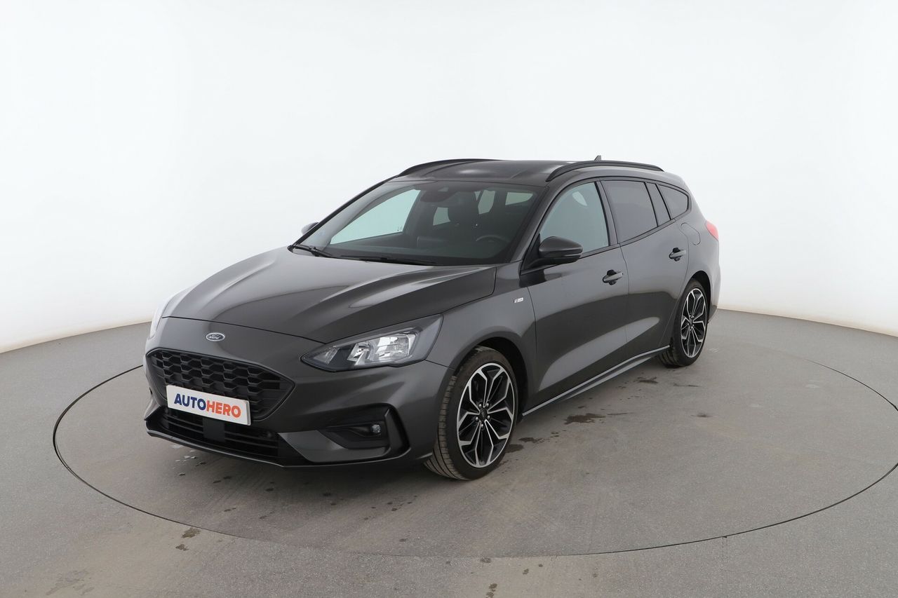 Foto ford focus 2022 /