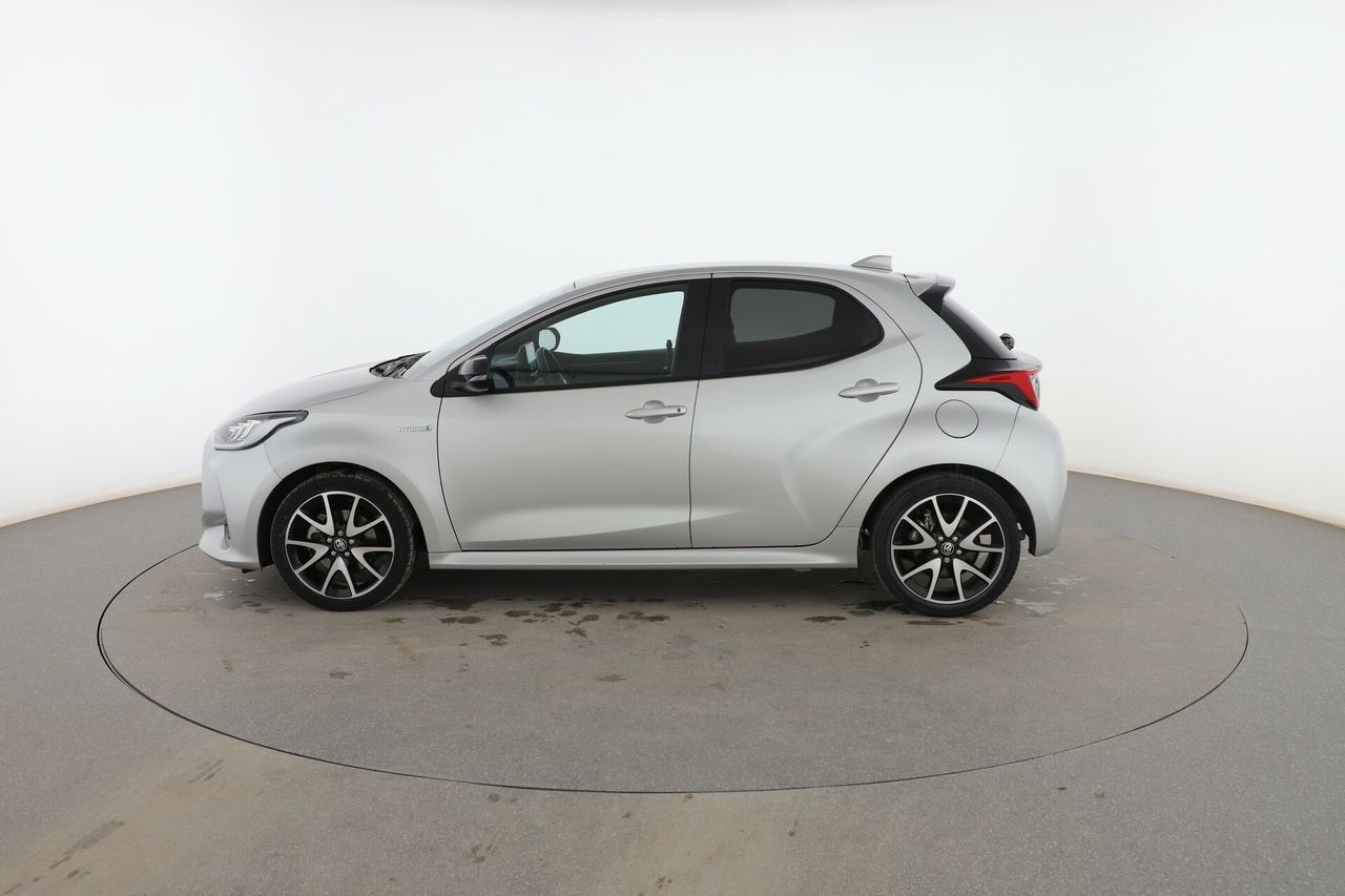 toyota yaris 2021 / foto grande (3)