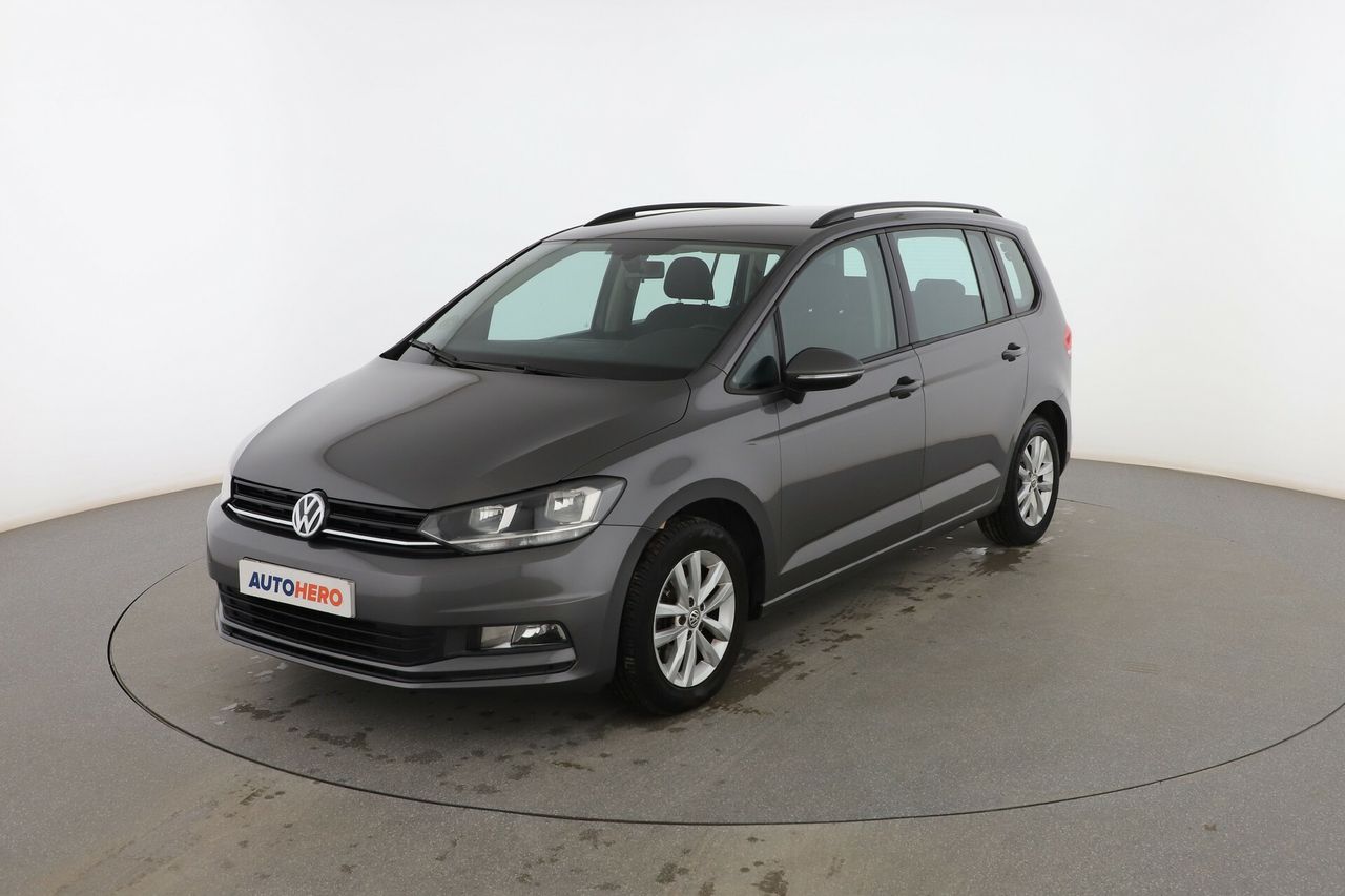 Foto volkswagen touran 2016 /