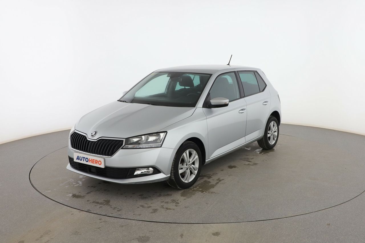 Foto skoda fabia 2020 /