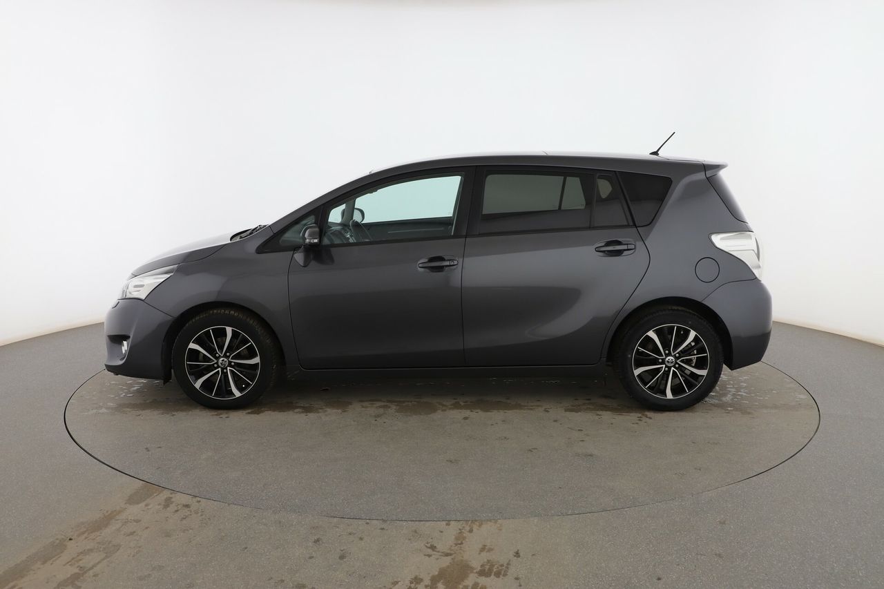 toyota verso 2017 / foto grande (3)