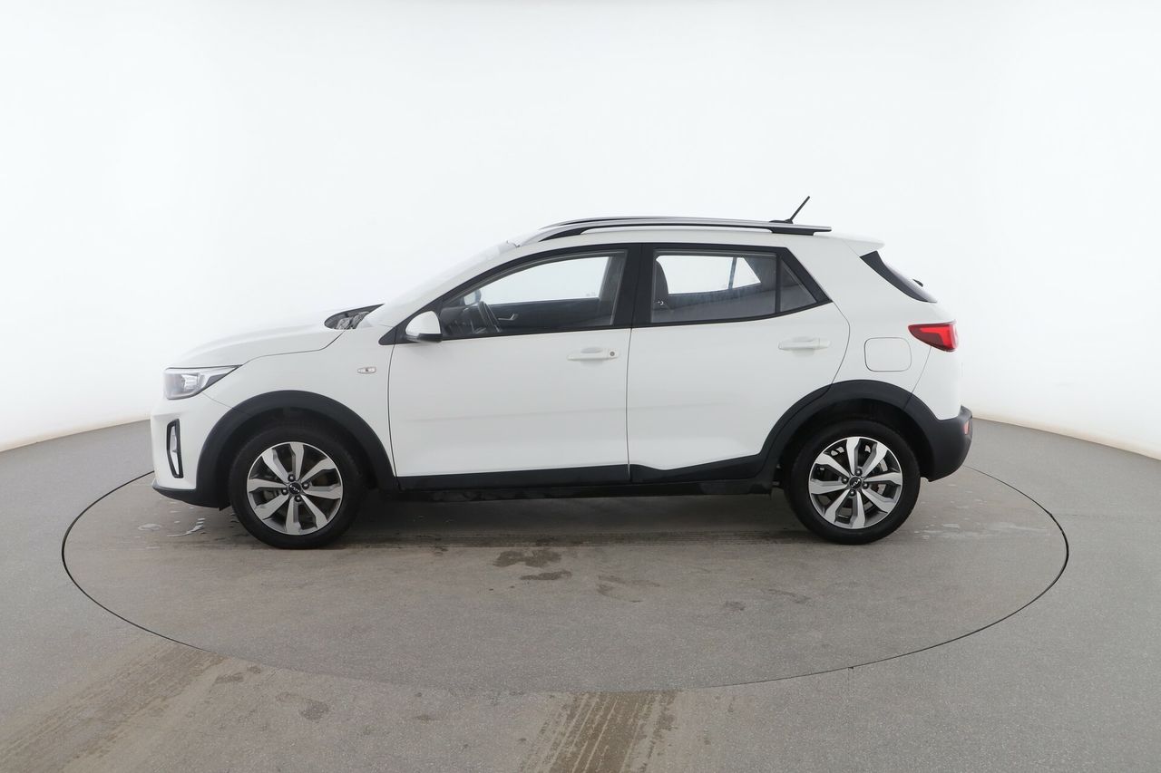 kia stonic 2023 / foto grande (3)