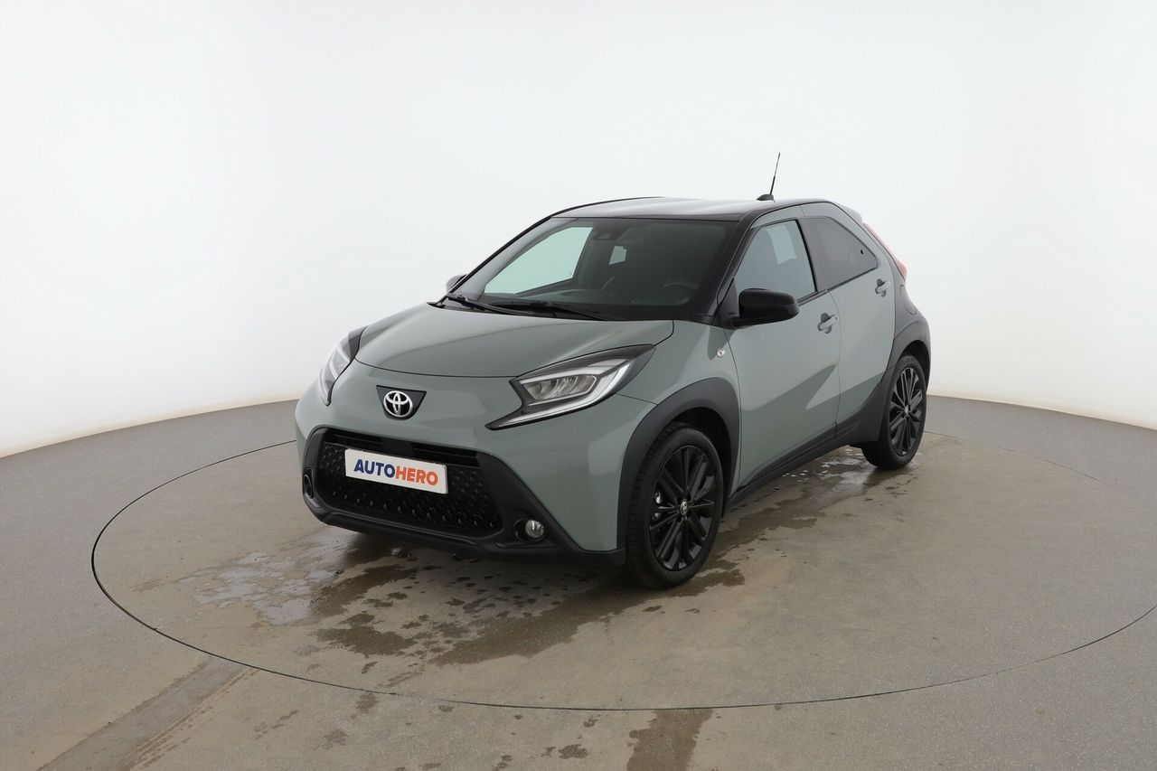 Foto toyota aygo x cross 2024 /