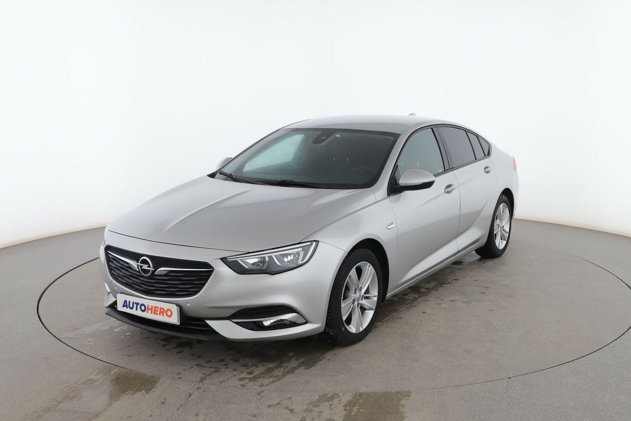 Foto opel insignia  2018 /