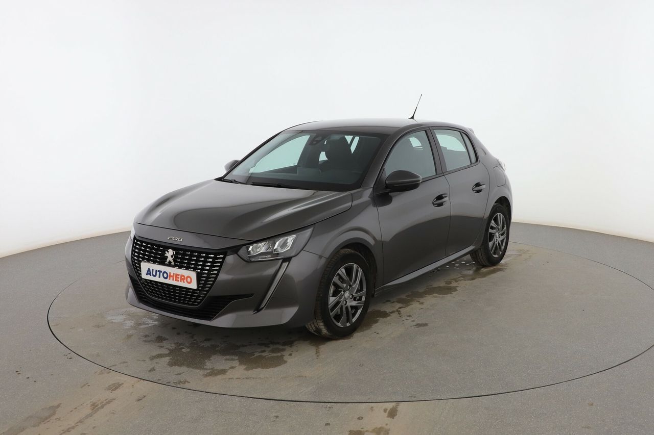 Renta coche con garantia de devolucion  de segunda mano - peugeot 208 2021 /