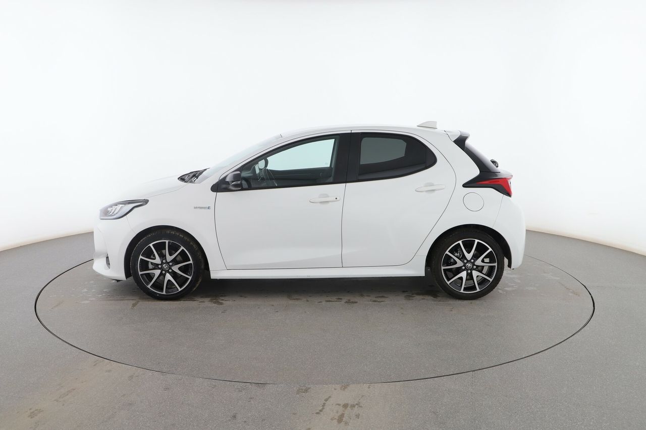 toyota yaris 2021 / foto grande (3)