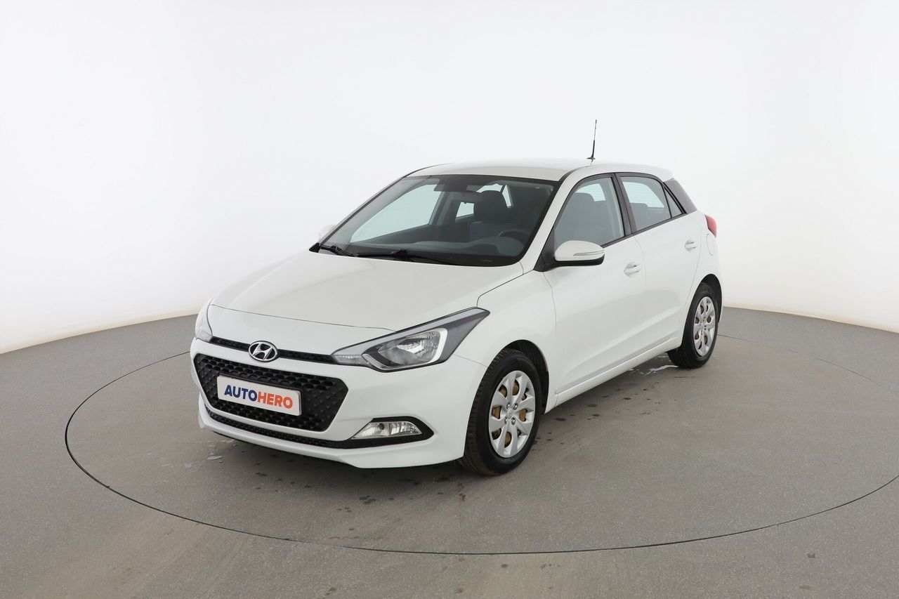 Hyundai i20 blanco  de segunda mano - hyundai i20 2017 /