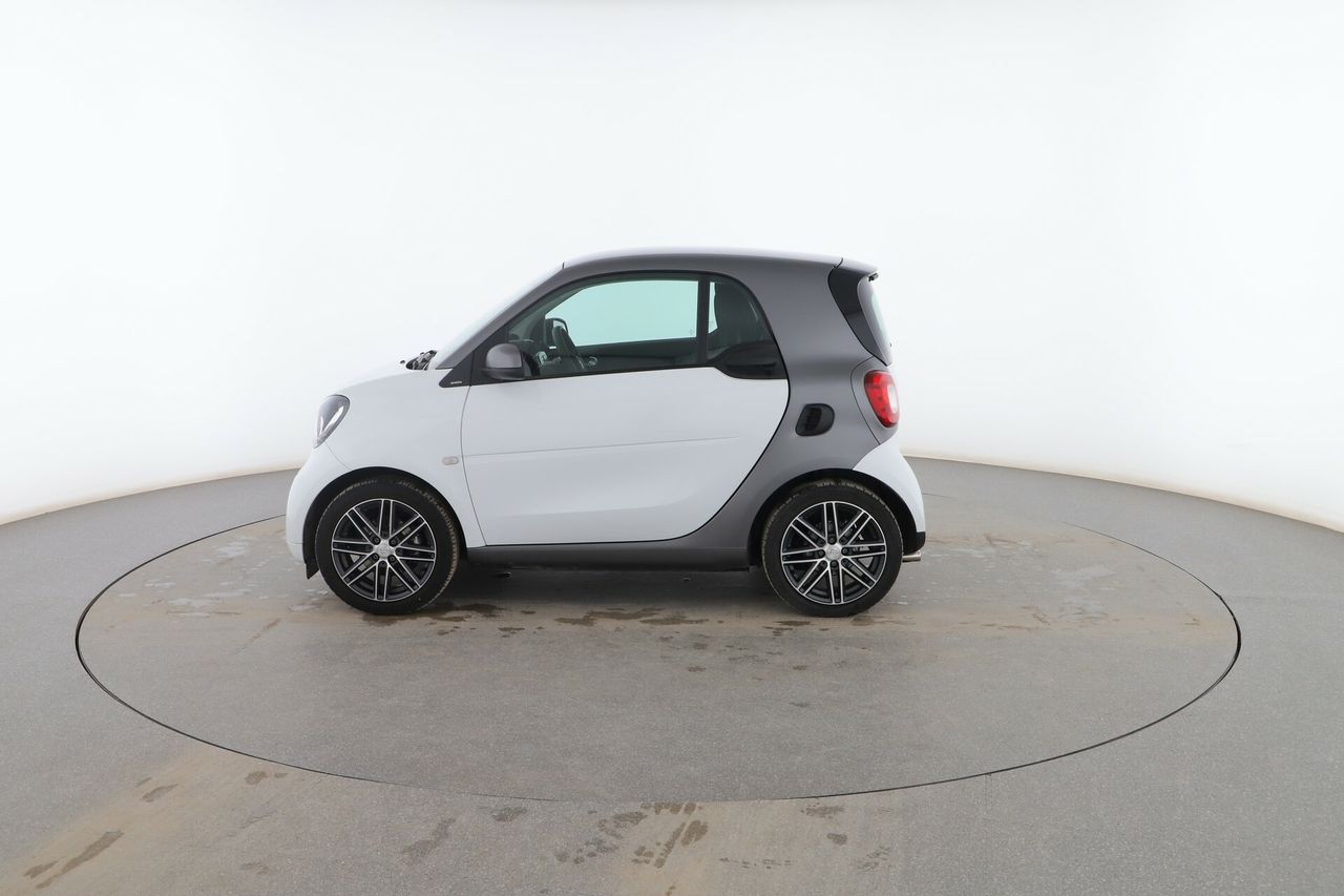 smart fortwo 2019 / foto grande (3)