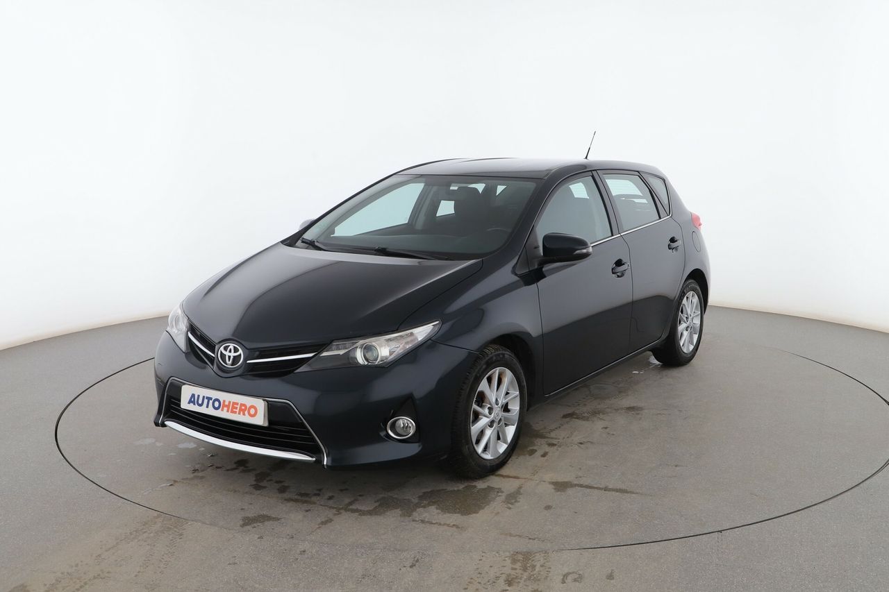 Foto toyota auris 2015 /