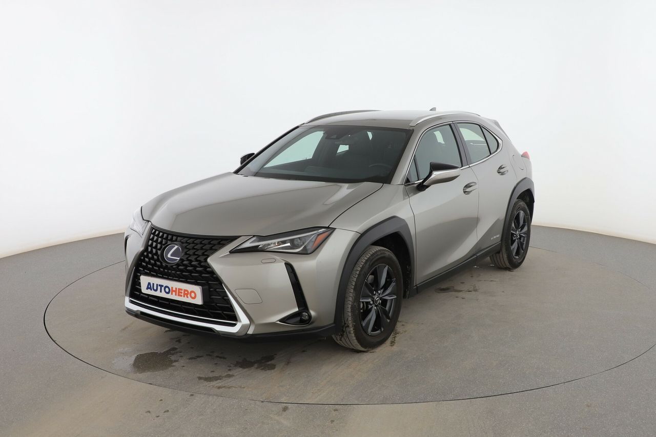 Nuestro  de segunda mano - lexus ux 2021 /