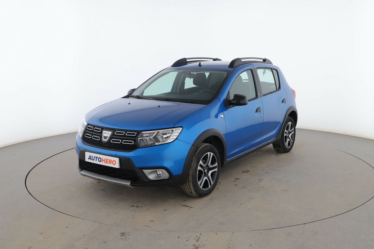 Fiat 500 volante multifuncional  de segunda mano - dacia sandero 2018 /