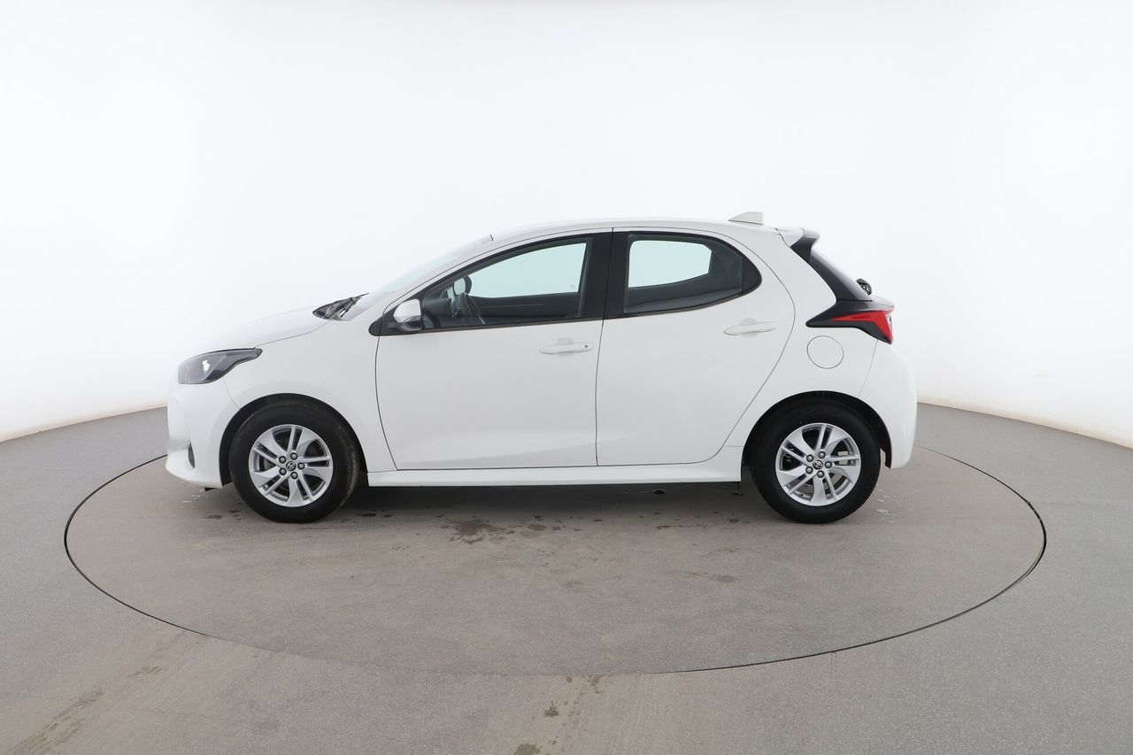 toyota yaris 2021 / foto grande (3)