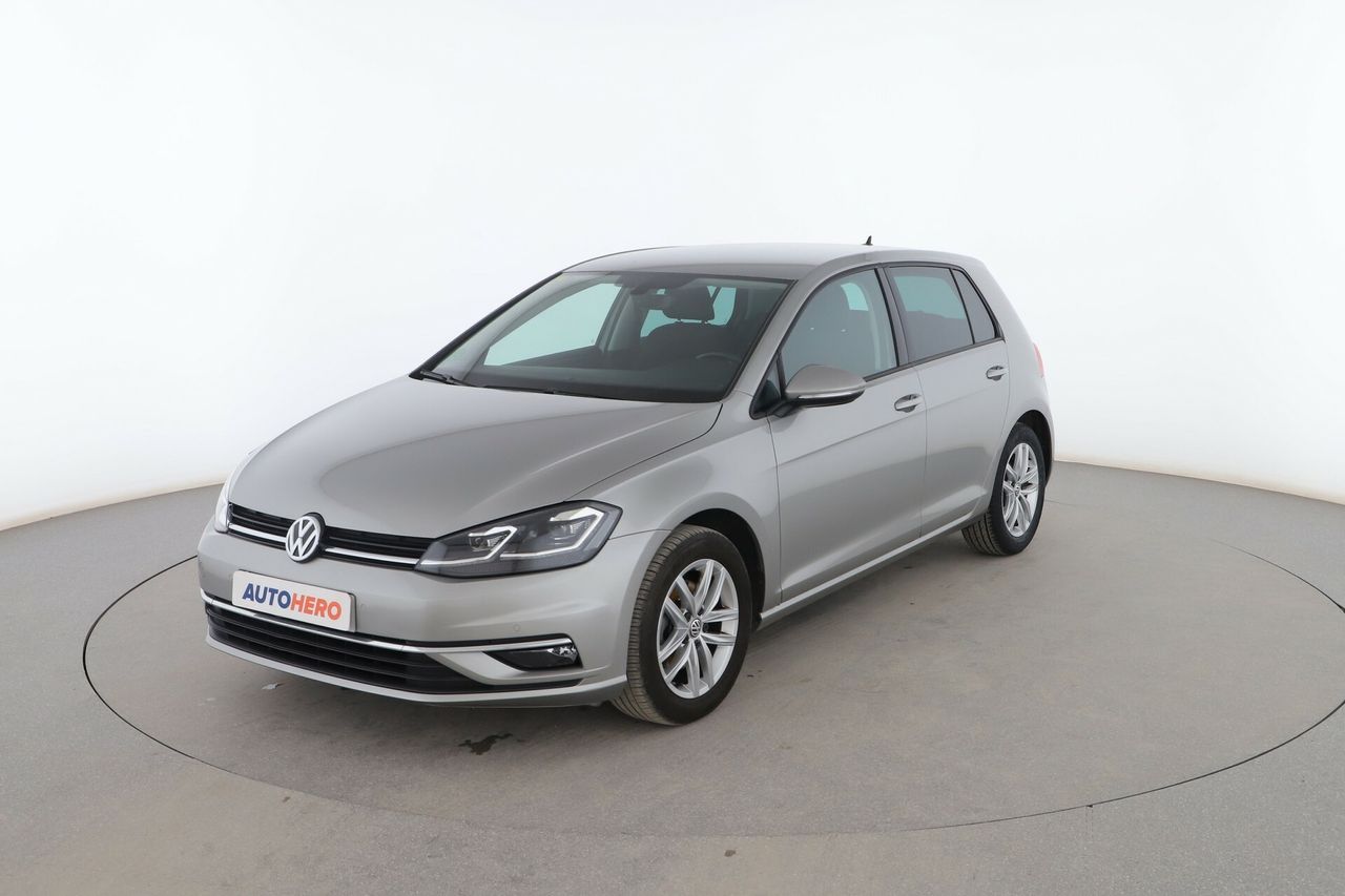 Foto volkswagen golf 2018 /