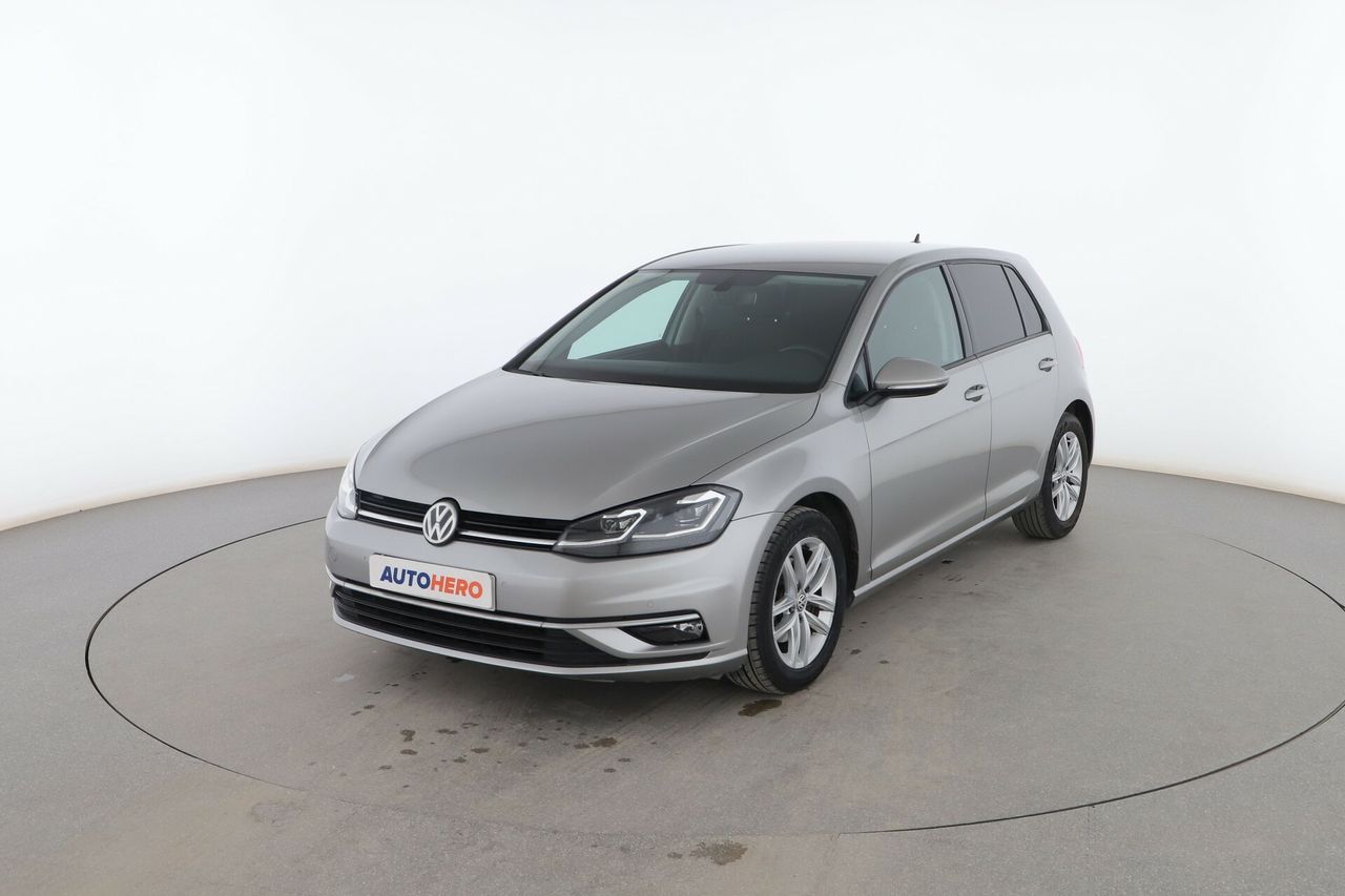 Foto volkswagen golf 2019 /