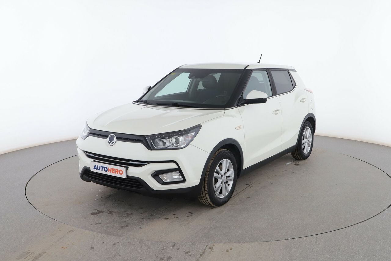 Foto ssangyong tivoli 2018 /