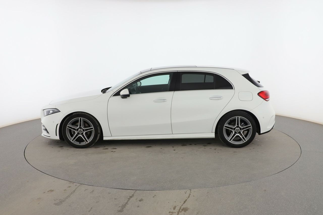 mercedes clase a 2021 / foto grande (3)