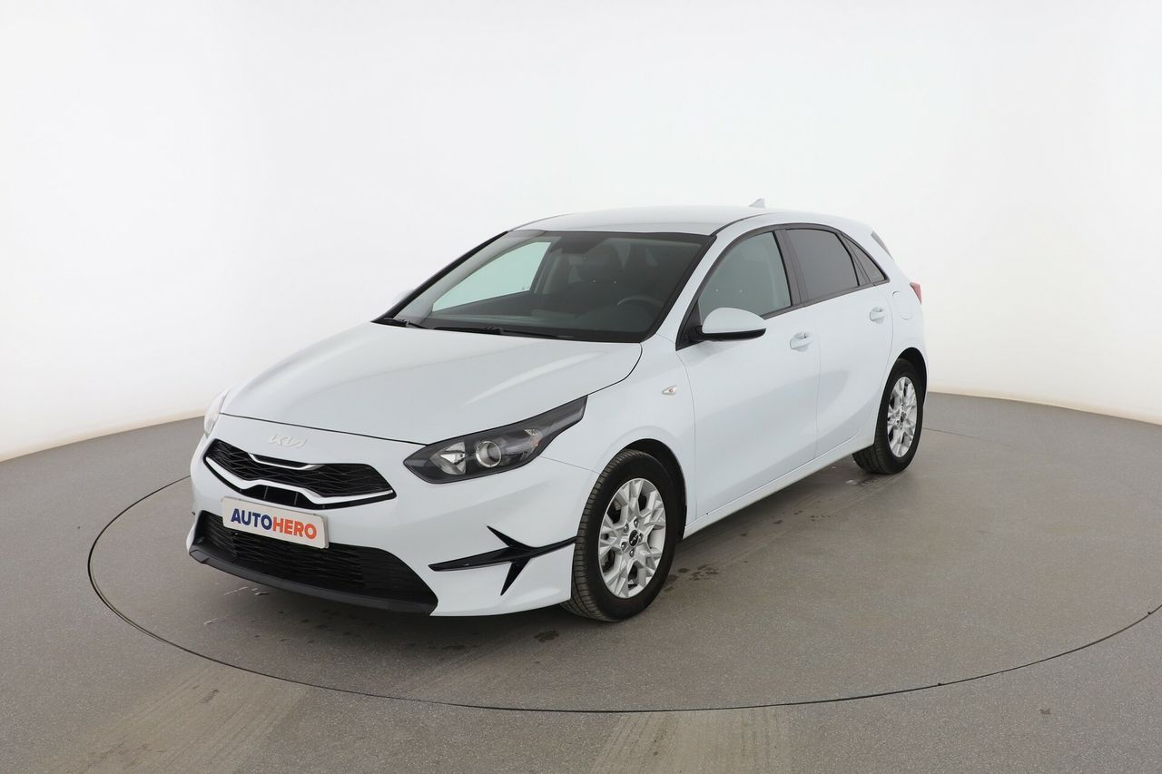 Foto kia ceed 2023 /