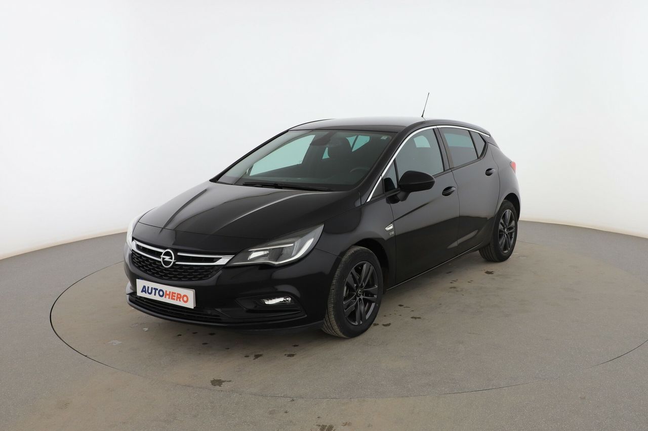 Foto opel astra 2019 /