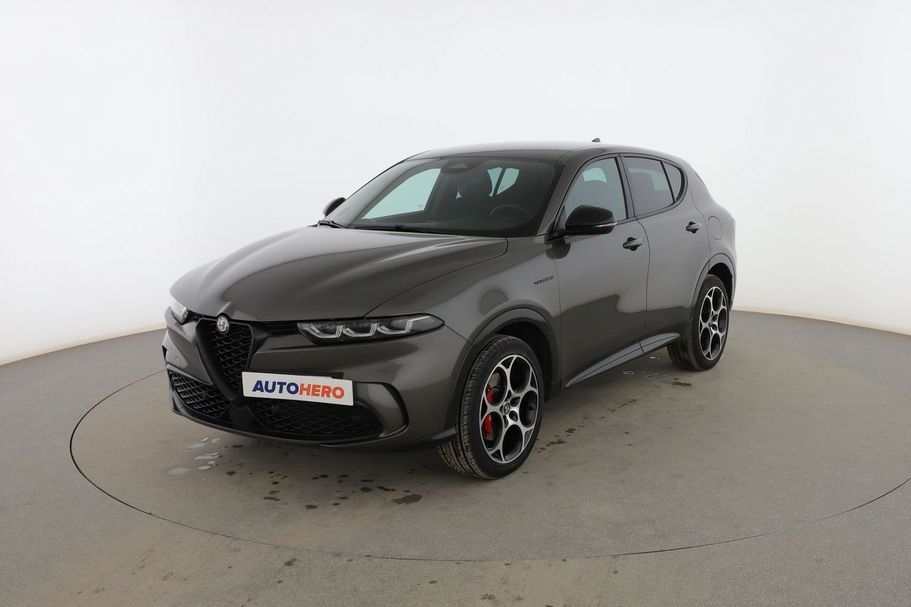 Foto alfa romeo tonale 2023 /