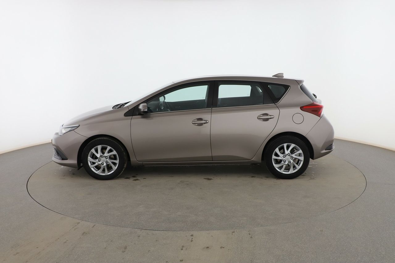 toyota auris 2015 / foto grande (3)