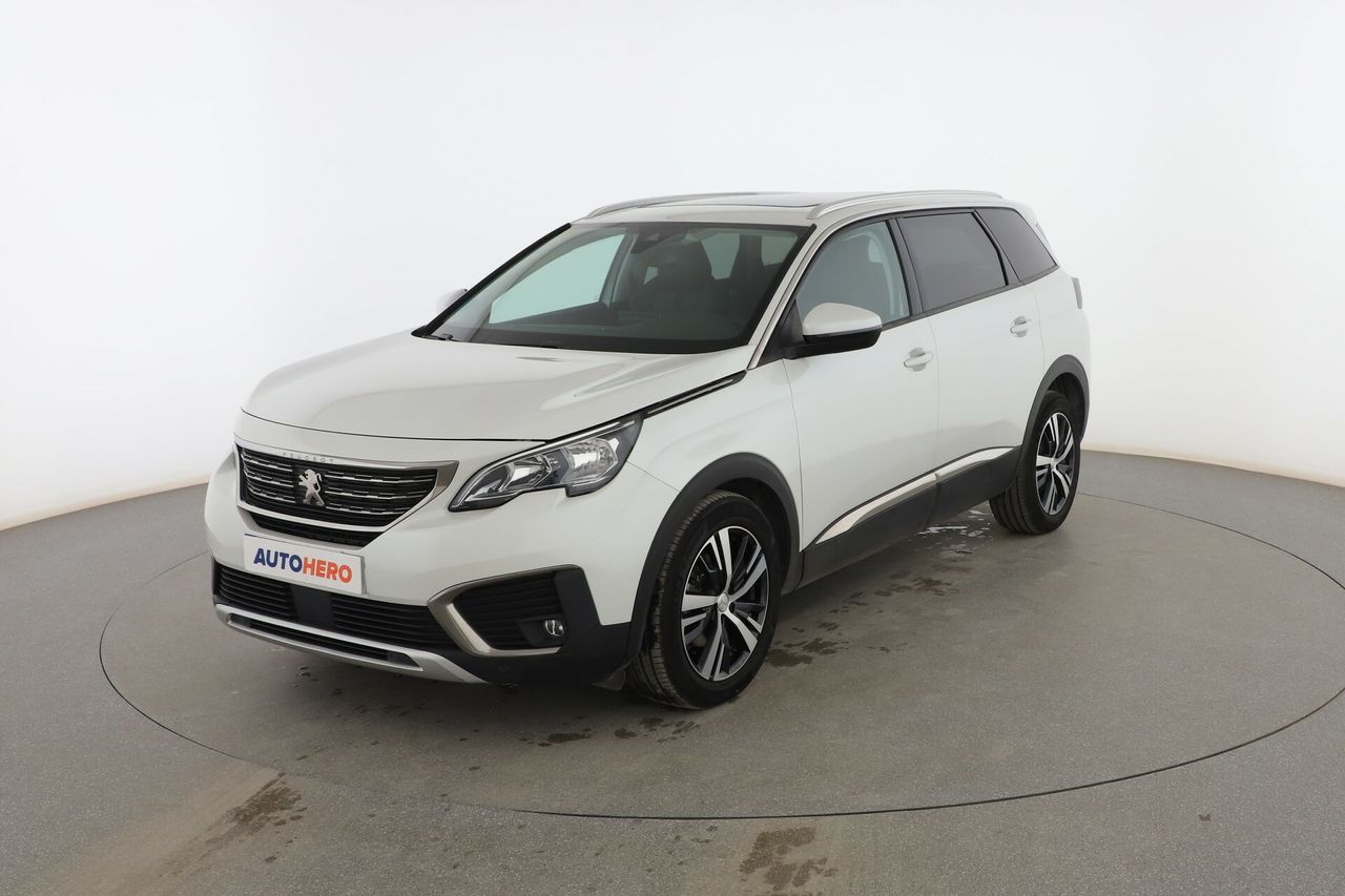 peugeot 5008 2018 /