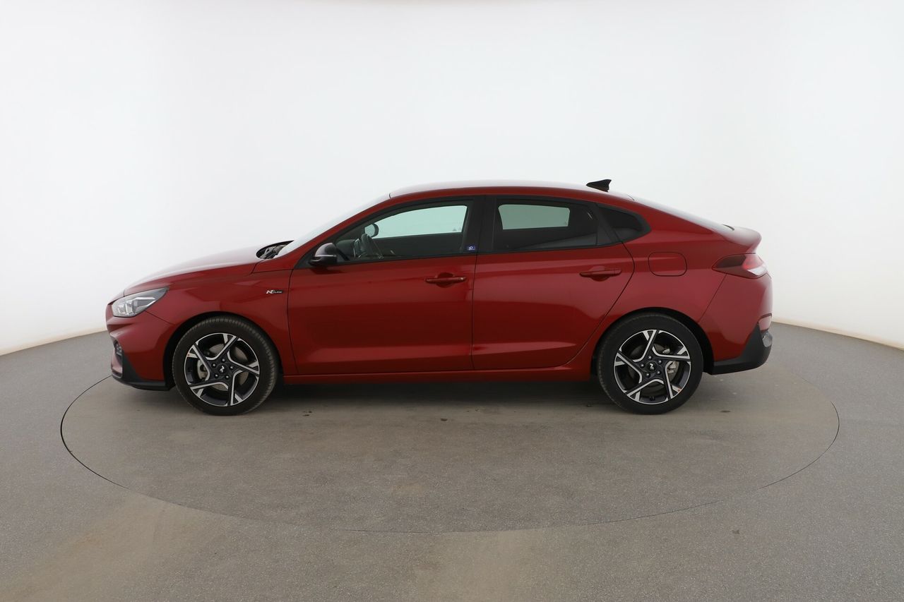 hyundai i30 2023 / foto grande (3)