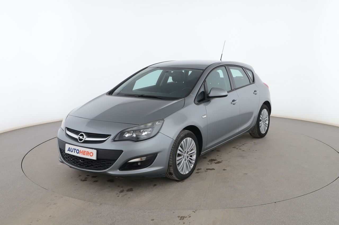 Foto opel astra 2015 /