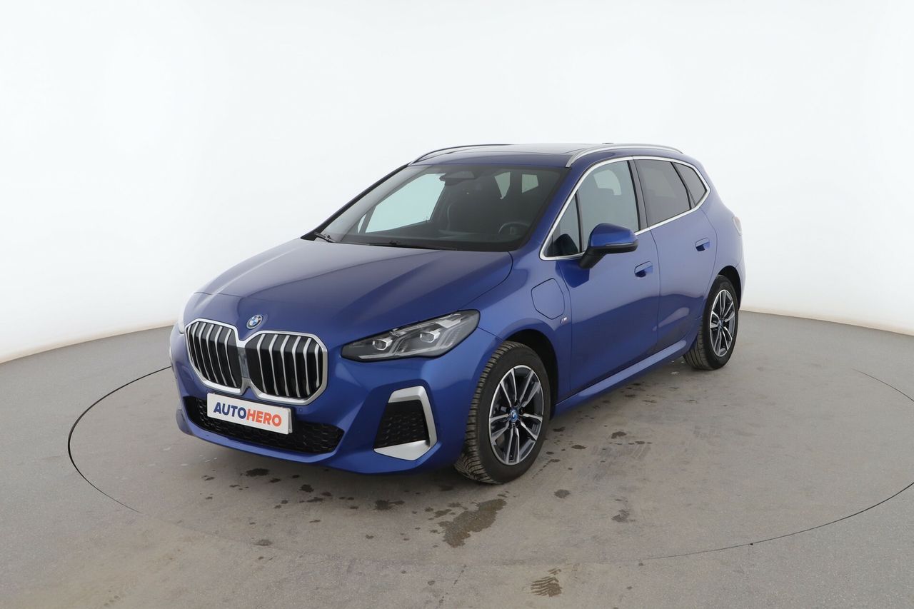 Foto bmw serie 2 active tourer 2023 /