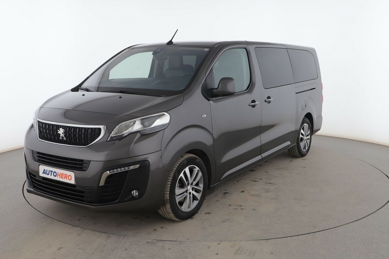 Foto peugeot traveller 2020 /