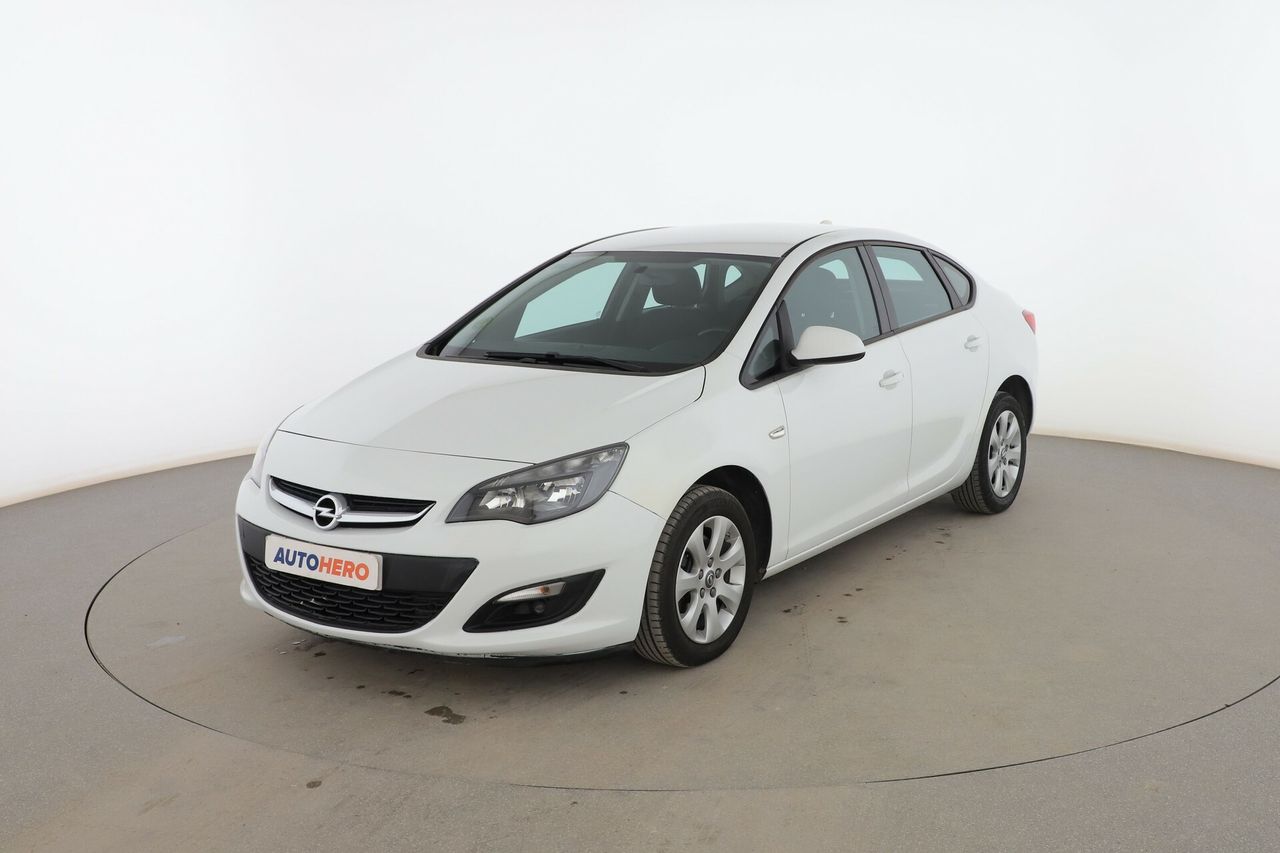 Foto opel astra 2015 /