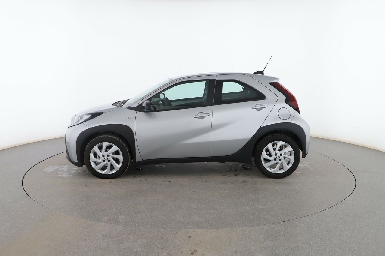 toyota aygo 2023 / foto grande (3)
