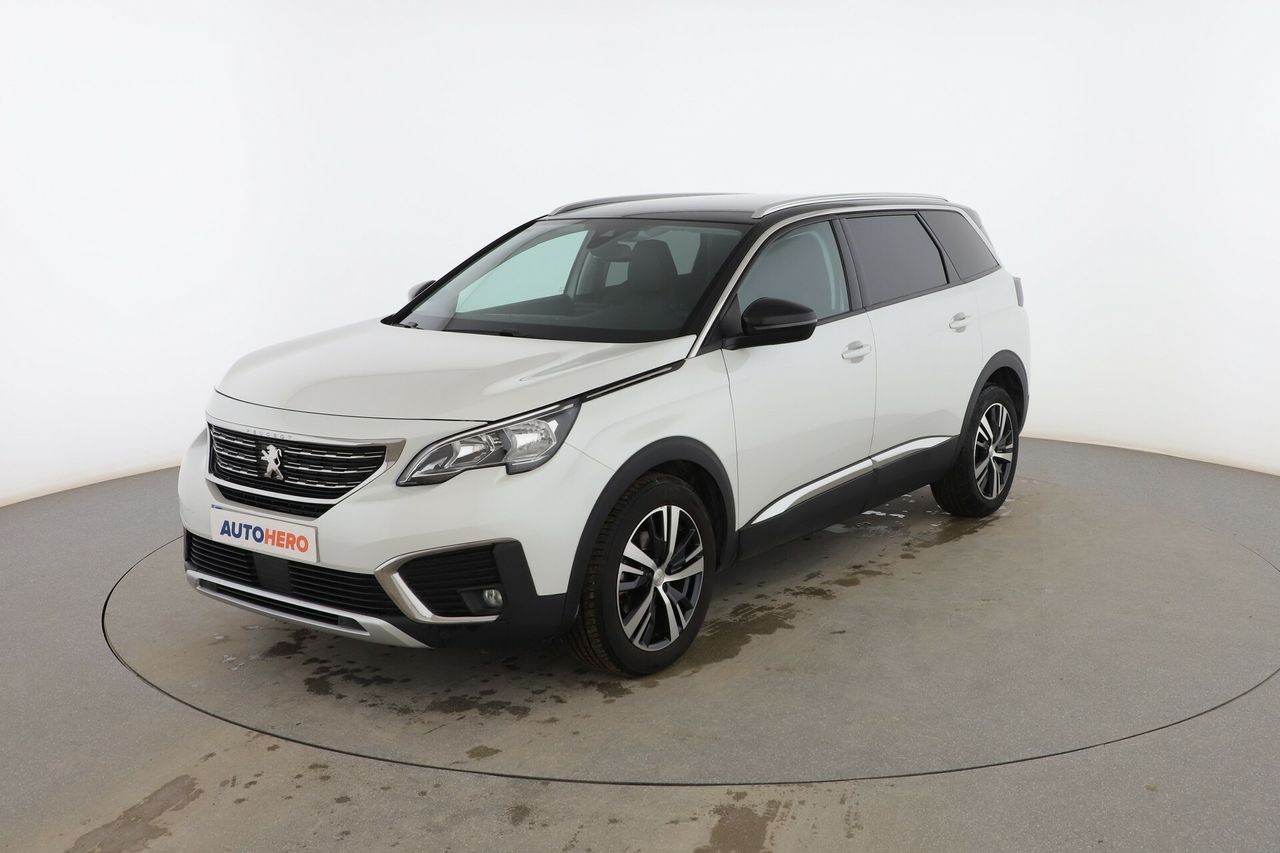 peugeot 5008 2017 /