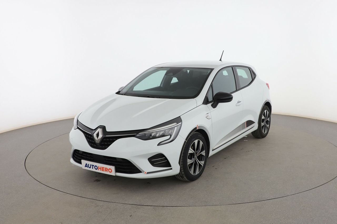 renault clio 2021 /