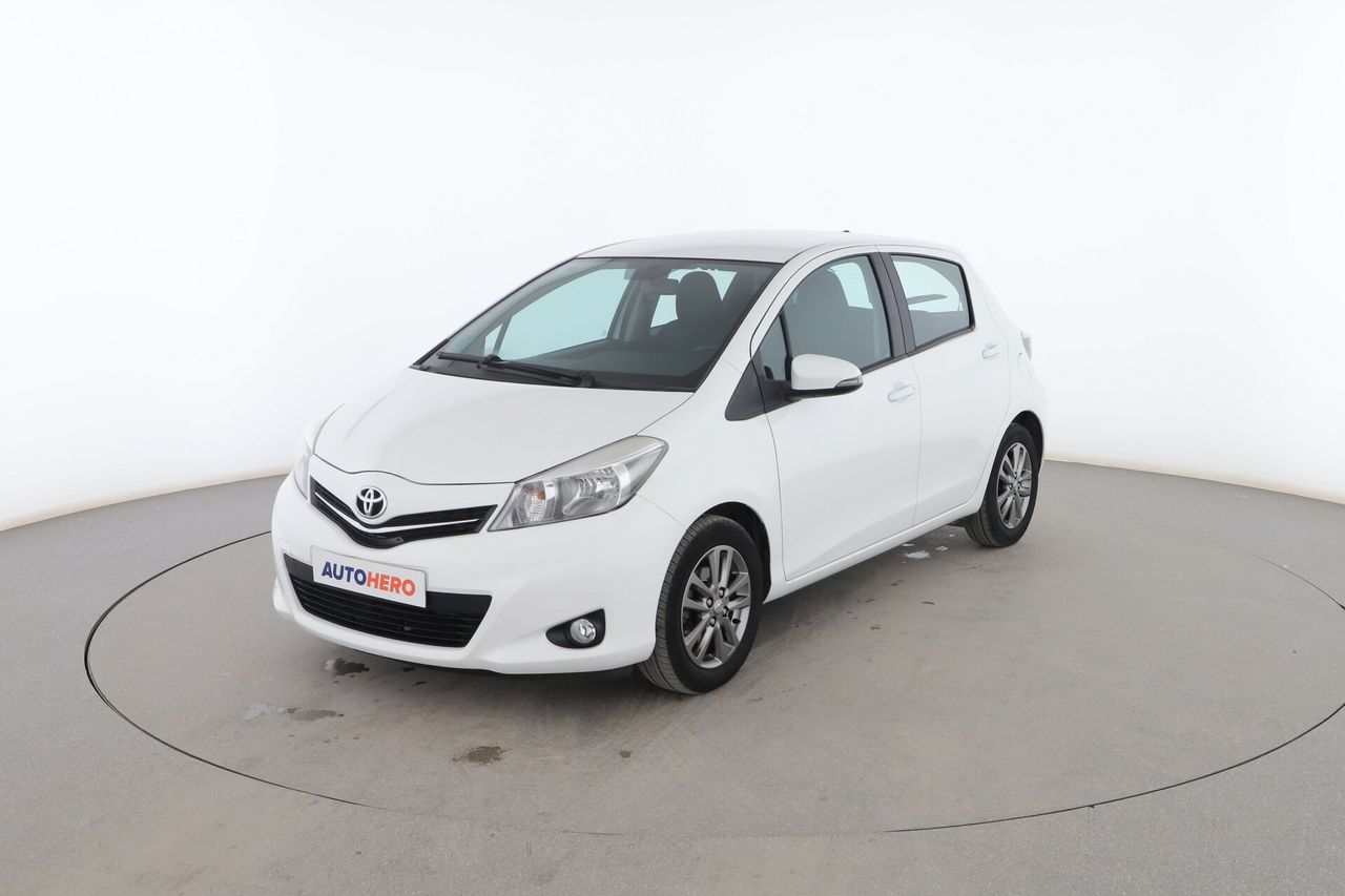 toyota yaris 2013 /