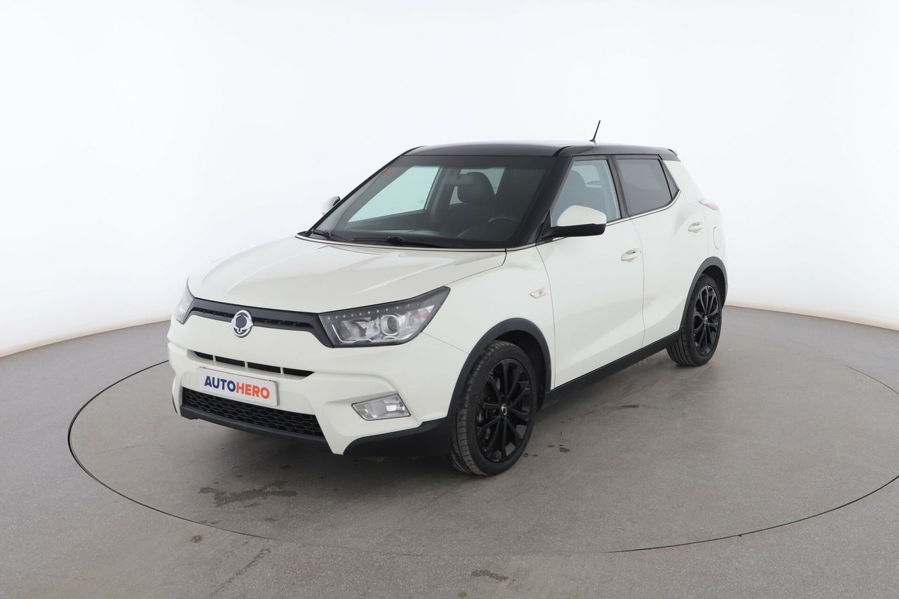 ssangyong tivoli 2016 /