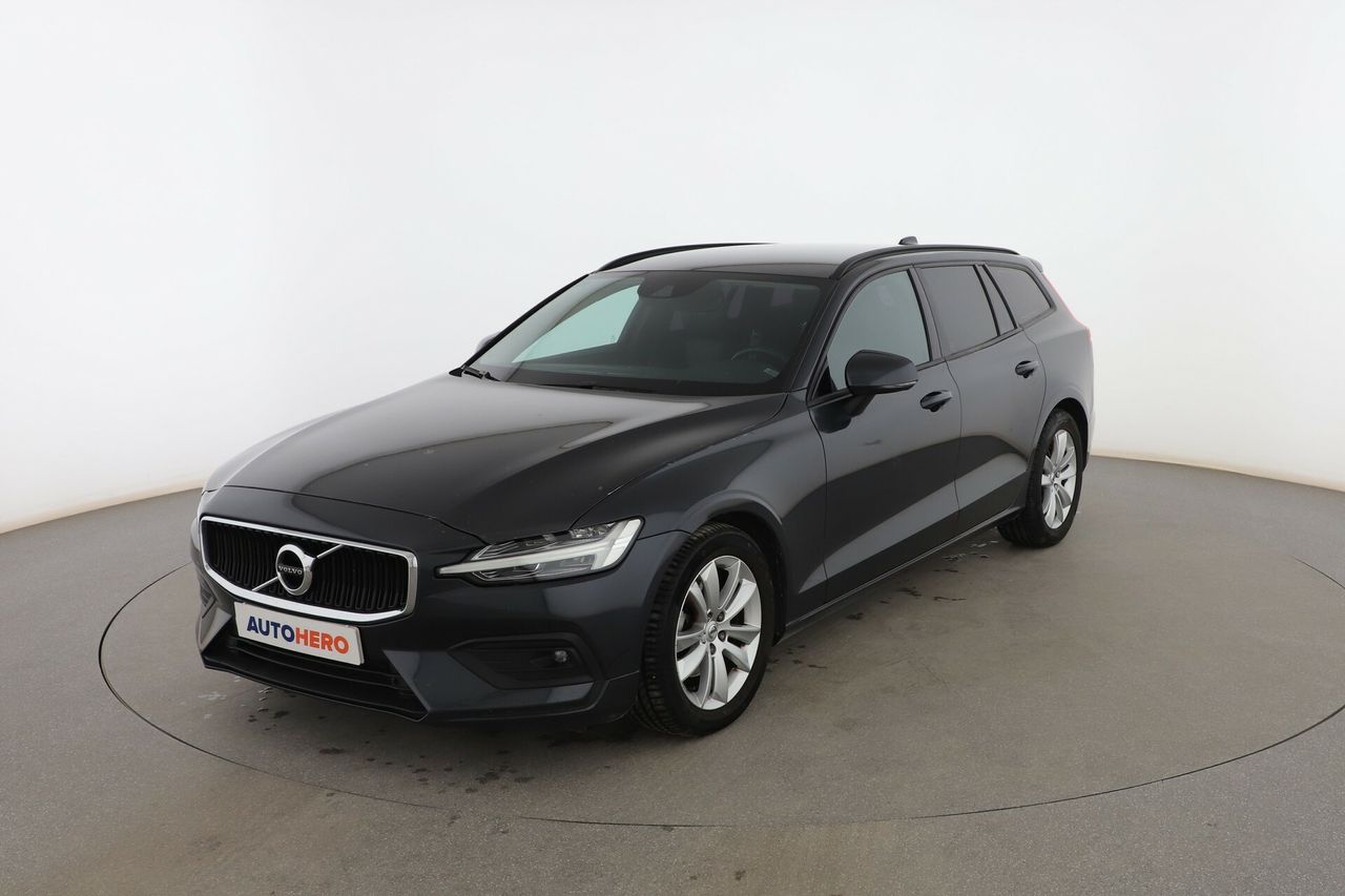 volvo v60 2019 /