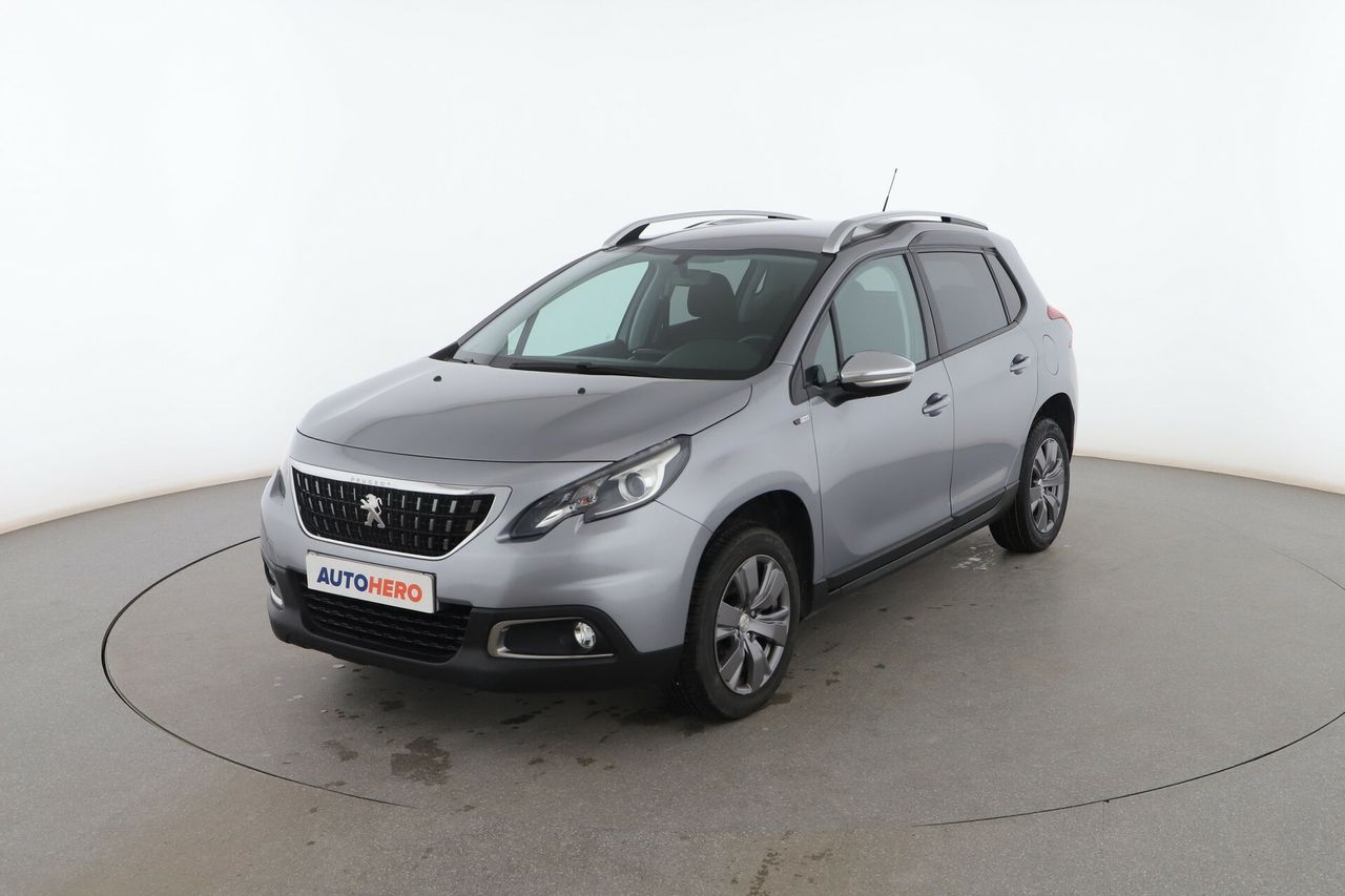 peugeot 2008 2017 /
