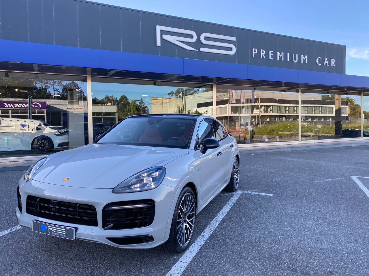 Foto porsche cayenne 2022 /
